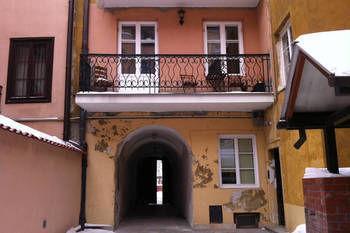 Aaa Old Town Ii *